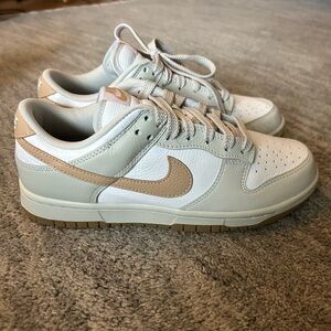 Nike Women's Athletic Shoes in Cream and Tan